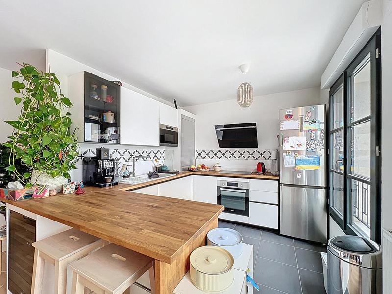 Appartement - 91 m² - 4 pièces