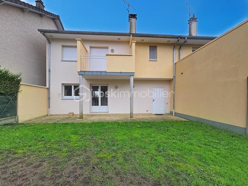 Maison - 83 m² - 4 pièces