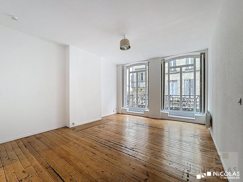 Appartement - 82 m² - 4 pièces
