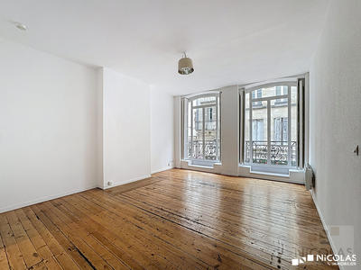 Appartement - 82 m² - 4 pièces