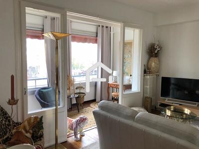 Appartement - 95 m² - 5 pièces