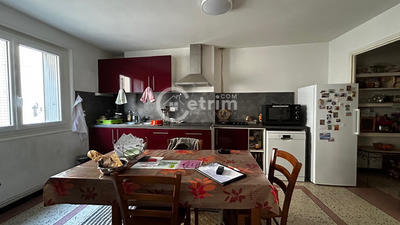 Immeuble - 225 m² - 8 pièces