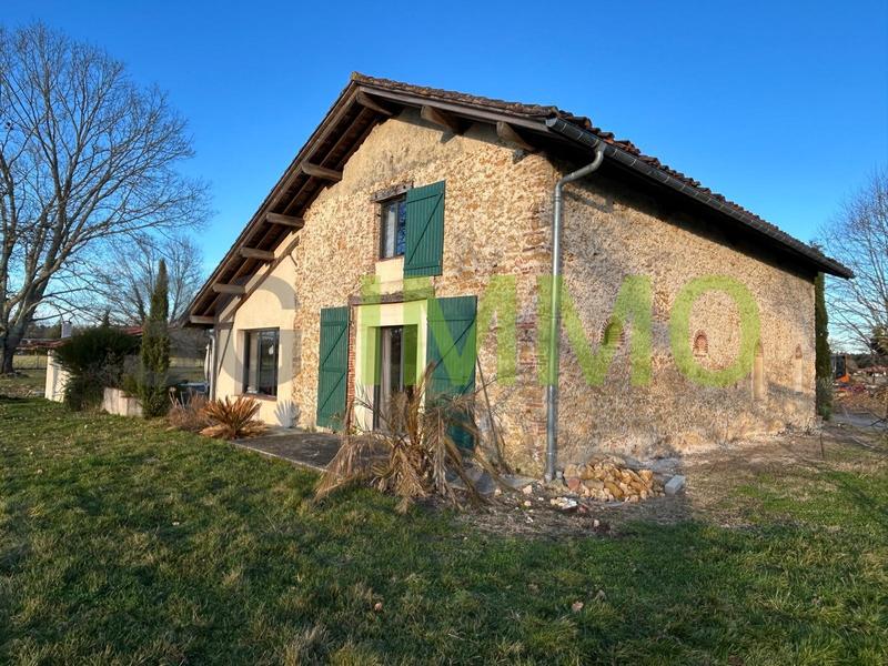 Grange - 212 m² - 6 pièces