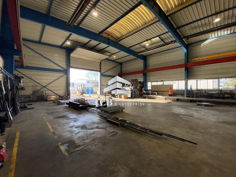Local d'activités - 720 m²