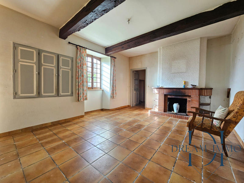 Maison - 380 m² - 14 pièces