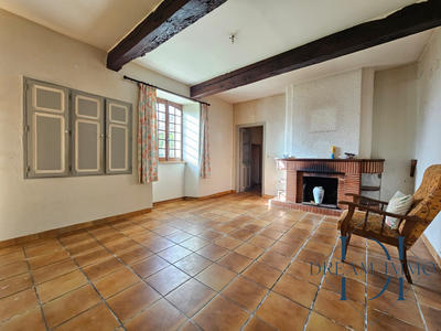 Maison - 380 m² - 14 pièces