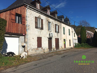 Maison - 96 m² - 5 pièces