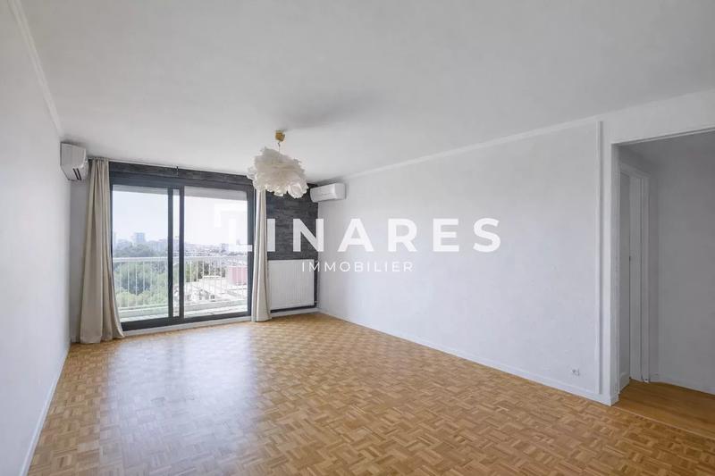 Appartement - 75 m² - 3 pièces