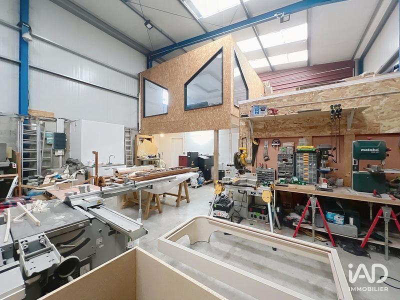 Local commercial - 255 m²