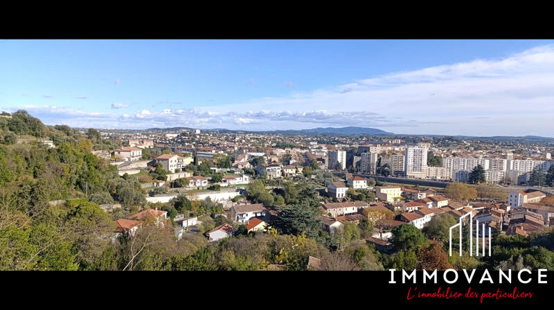 Maison - 98 m² - 4 pièces