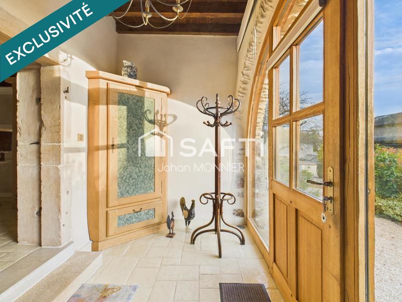 Maison - 322 m² - 8 pièces