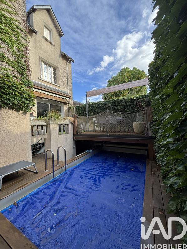 Maison de ville - 225 m² - 7 pièces