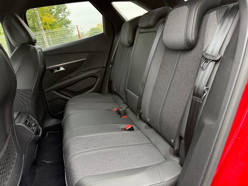 Peugeot 3008 BlueHDi 130ch s&amp;S Eat8 Gt Line