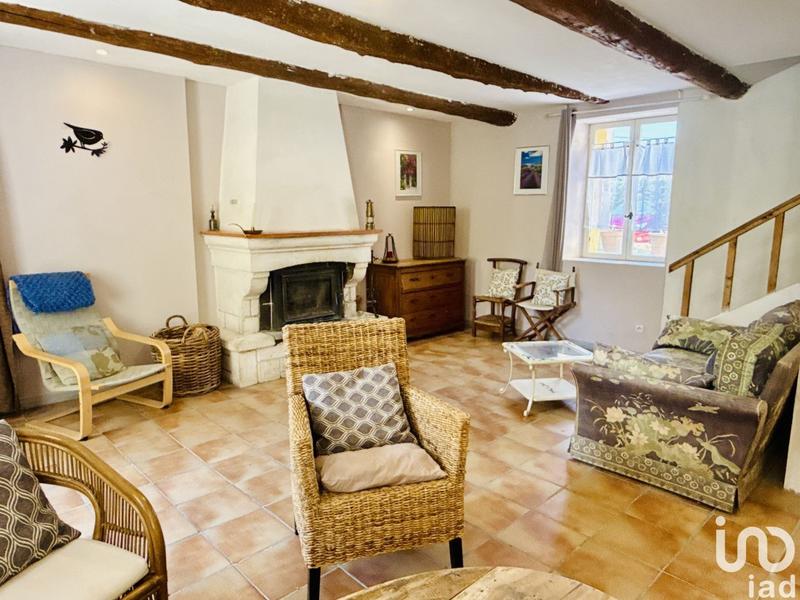 Maison - 1 000 m² - 11 pièces