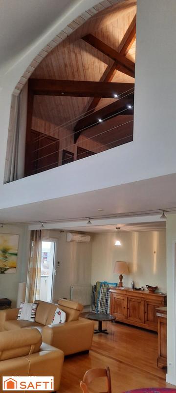 Appartement - 155 m² - 5 pièces