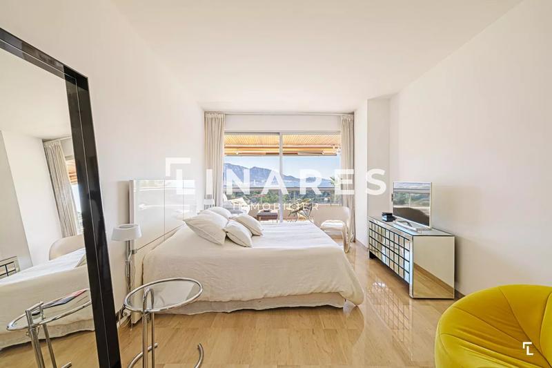 Appartement - 107 m² - 3 pièces