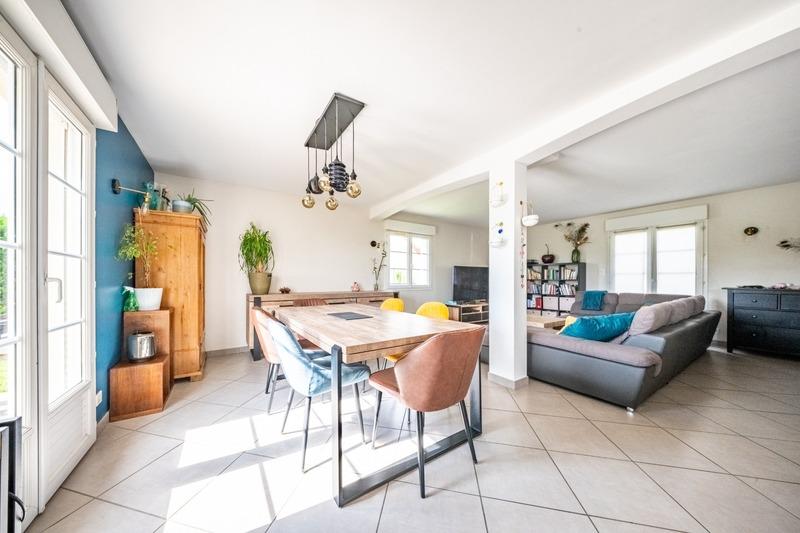 Maison - 110 m² - 6 pièces