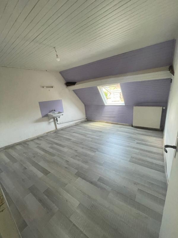 Maison - 83 m² - 6 pièces
