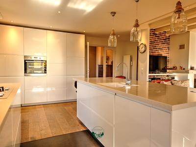 Maison - 190 m² - 6 pièces