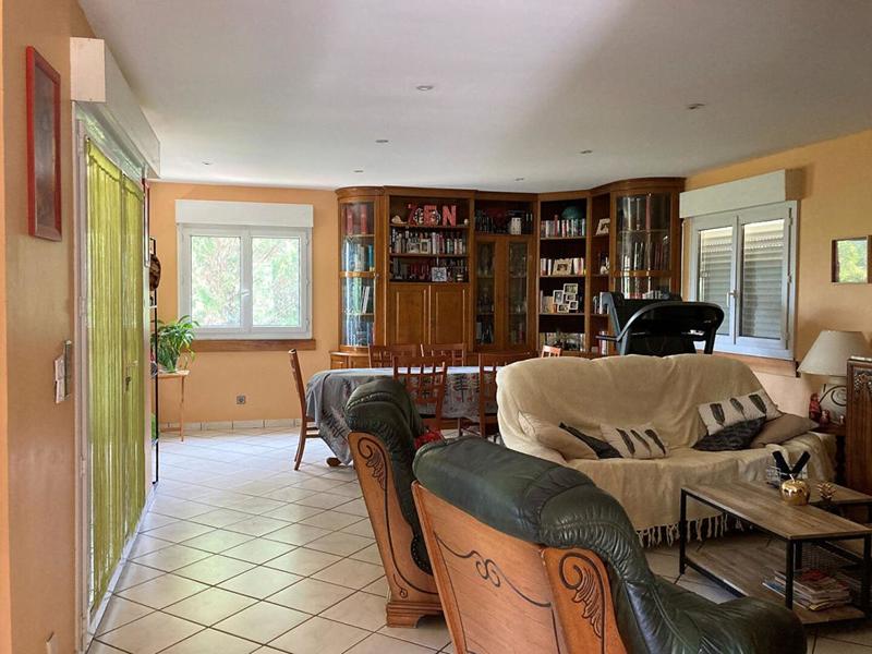 Maison - 170 m² - 8 pièces