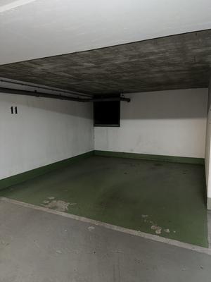 Parking / Garage - 12 m²