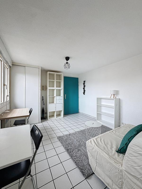 Studio - 18 m² - 1 pièce