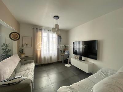 Maison - 97 m² - 4 pièces