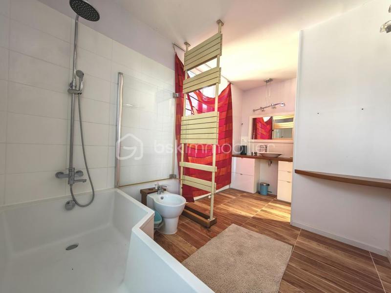 Maison d'architecte - 211 m² - 10 pièces