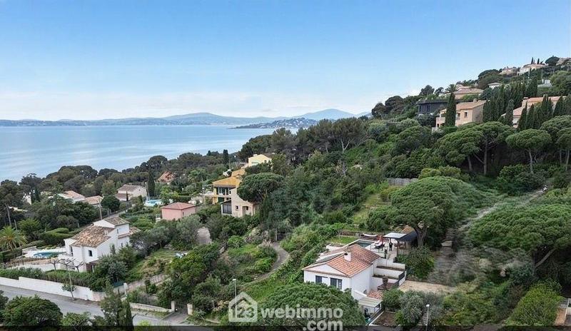 Villa - 160 m² - 7 pièces