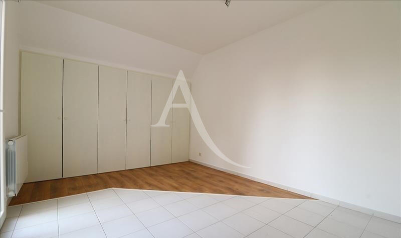 Maison - 240 m² - 7 pièces