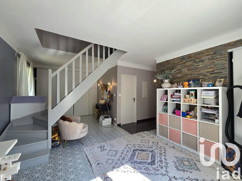 Maison - 185 m² - 7 pièces