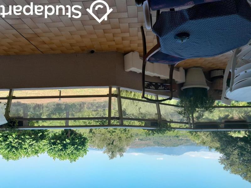 Chambre - 9 m² - 1 pièce