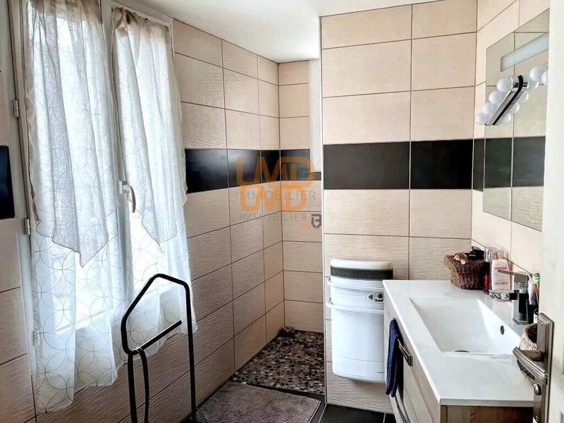 Maison de village - 152 m² - 8 pièces