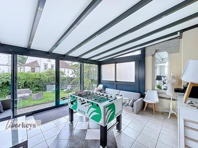 Appartement - 98 m² - 4 pièces