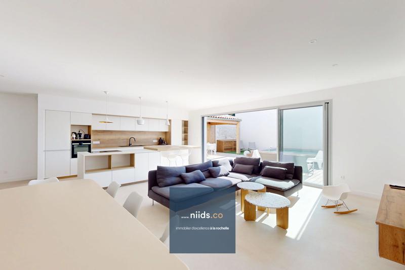 Maison - 189 m² - 5 pièces