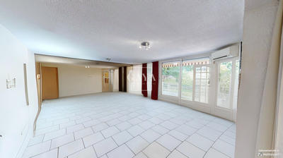 Appartement - 102 m² - 4 pièces