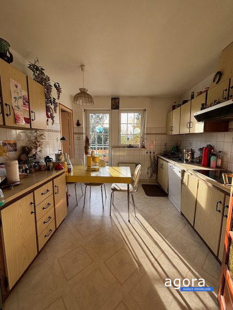 Maison - 137 m² - 6 pièces