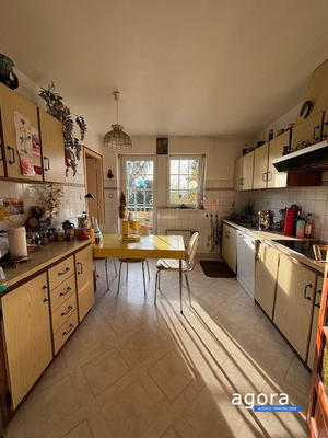 Maison - 137 m² - 6 pièces