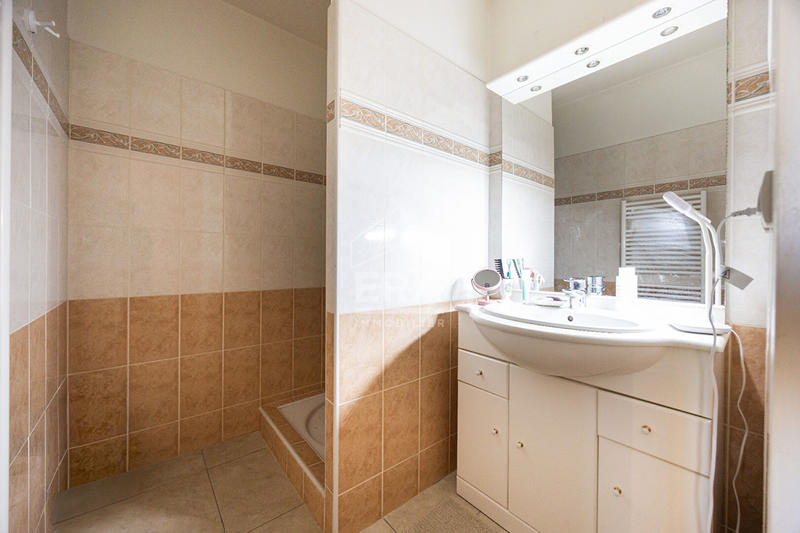 Maison - 107 m² - 4 pièces