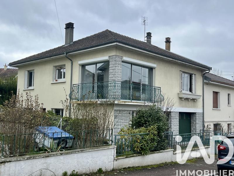Maison - 158 m² - 6 pièces