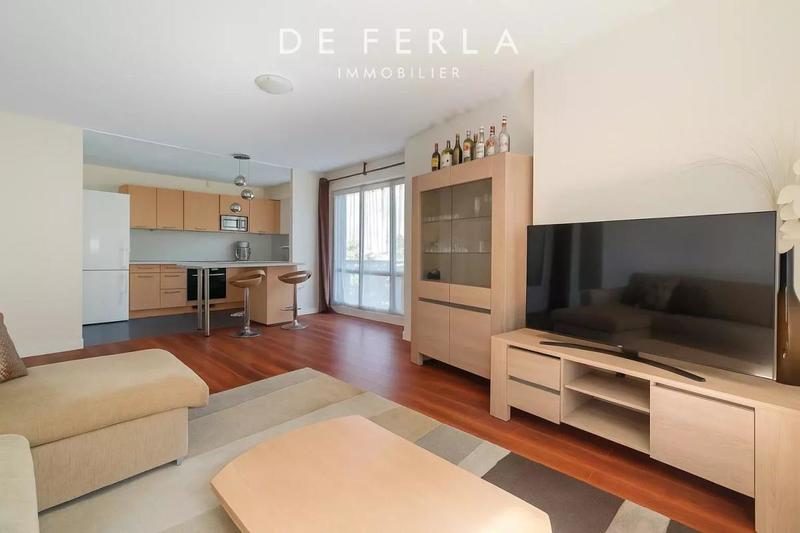 Appartement - 75 m² - 3 pièces