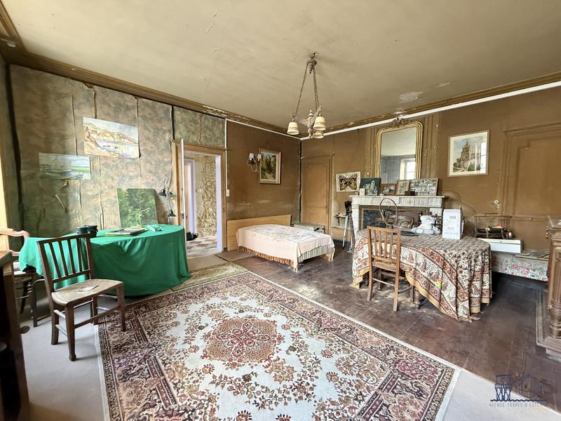 Maison ancienne - 215 m² - 14 pièces