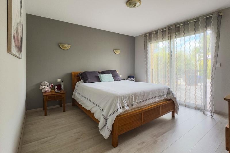 Villa - 240 m² - 6 pièces