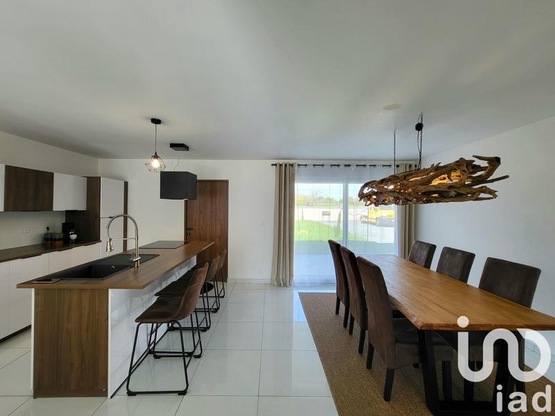 Maison - 107 m² - 4 pièces