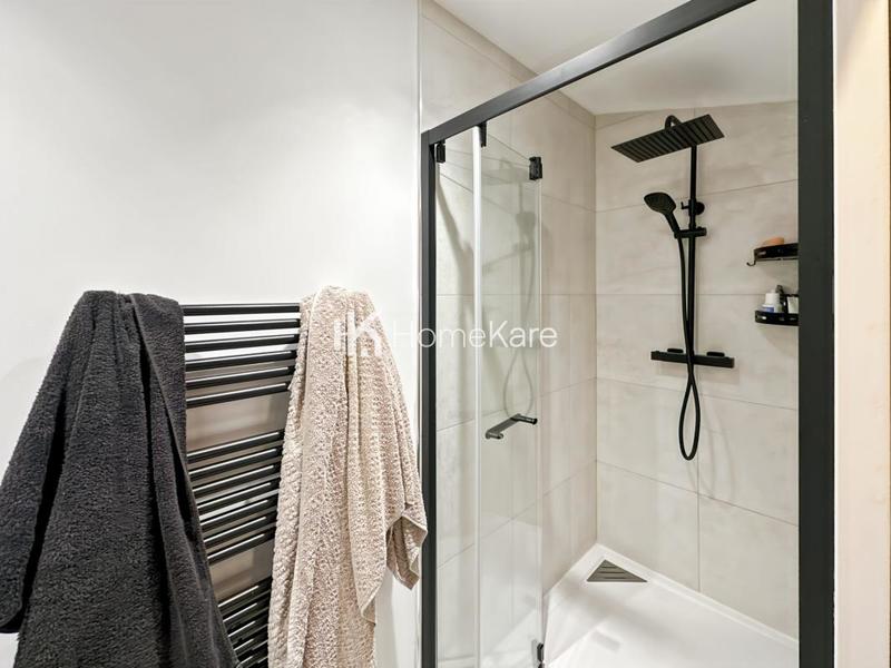 Appartement - 65 m² - 2 pièces