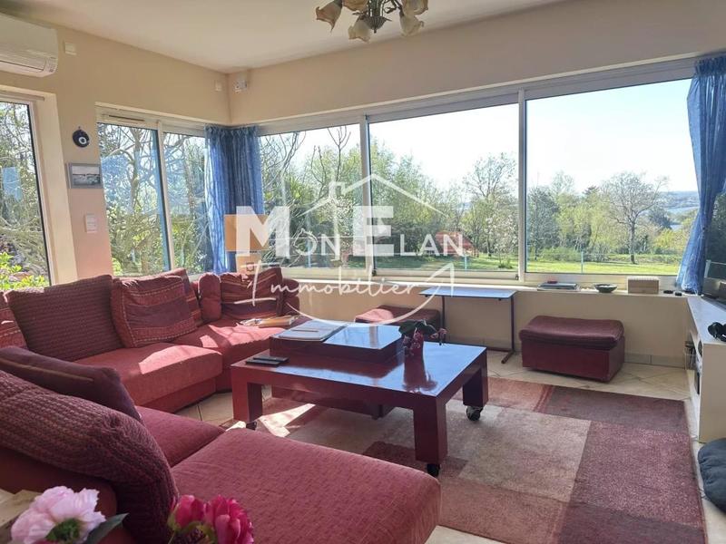 Propriété - 213 m² - 8 pièces