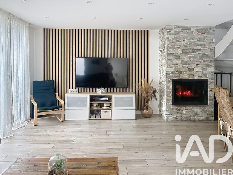 Maison - 105 m² - 5 pièces