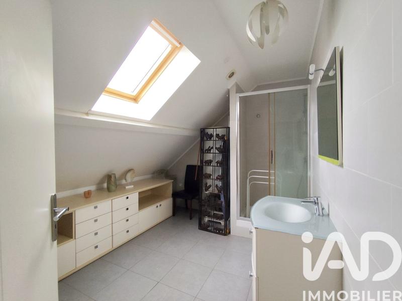 Maison - 189 m² - 6 pièces