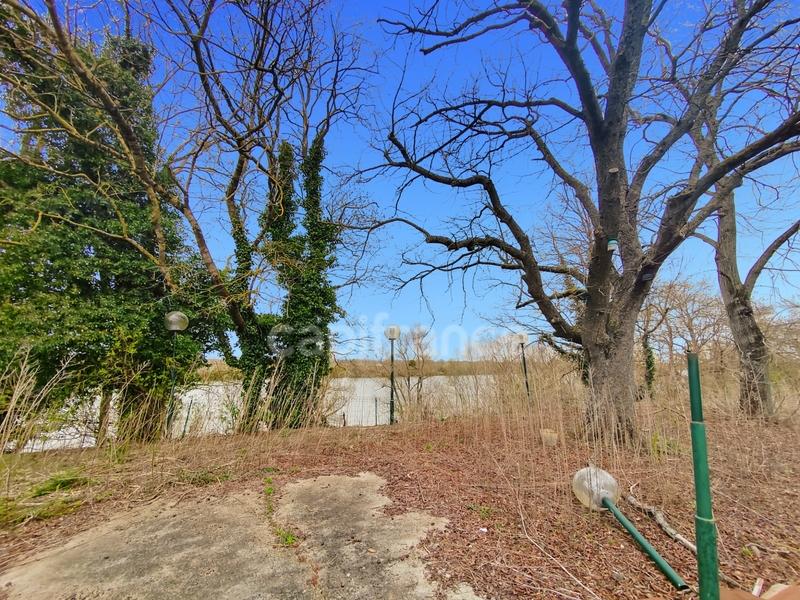 Terrain constructible - 11 252 m²