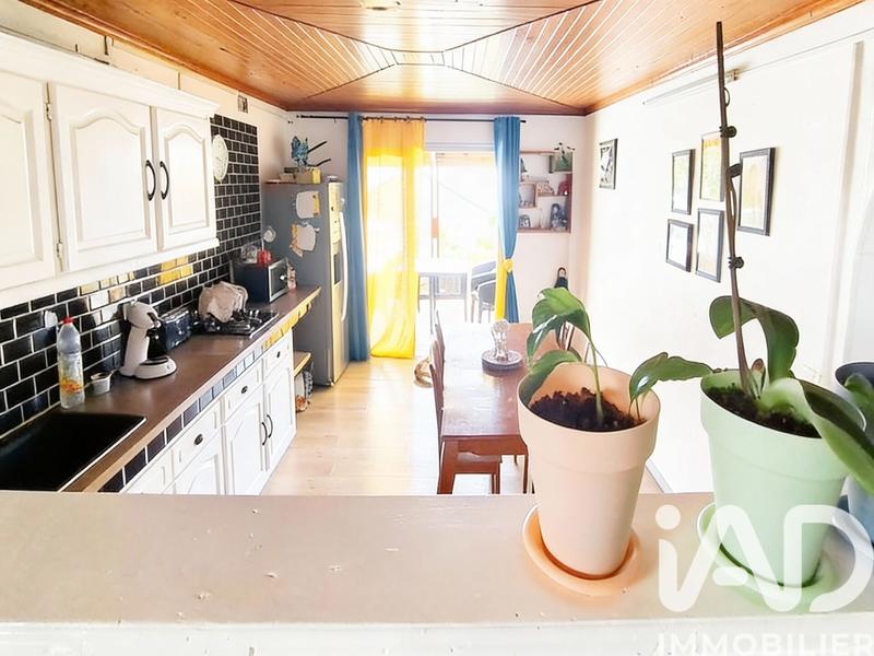 Maison - 250 m² - 12 pièces